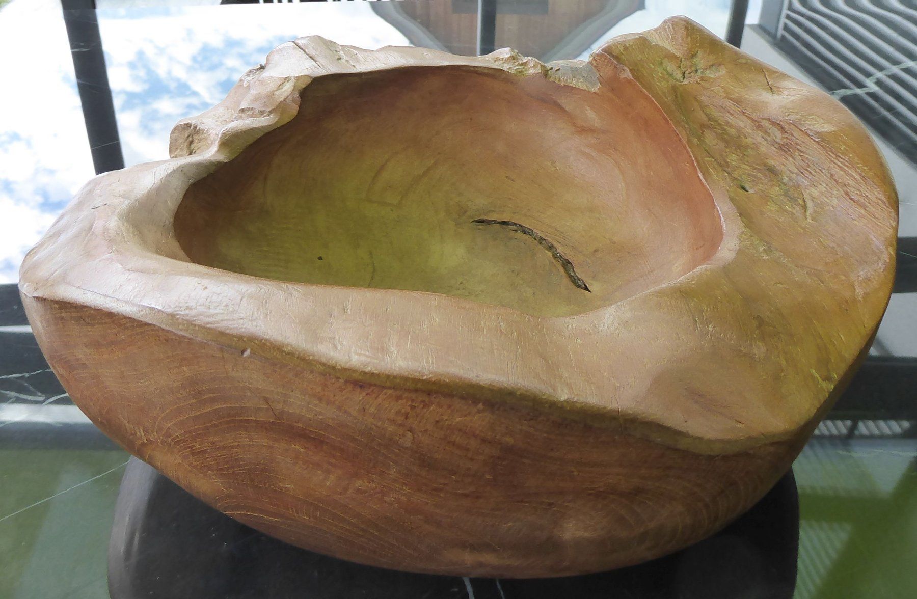 Ciotole: Rustikale Holzschale, Unikat, ca. 40cm Durchmesser – Nuovo e nell'imballaggio originale da Oberglatt ZH venduto da 123Gebraucht 3