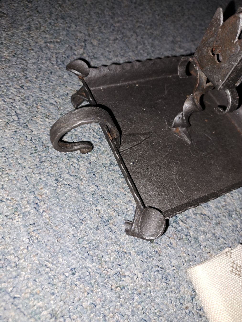 Portacenere: Aschenbecher aus Schmideisen  – Usato da Kölliken venduto da Upcycling-by-Mc-TAM 1
