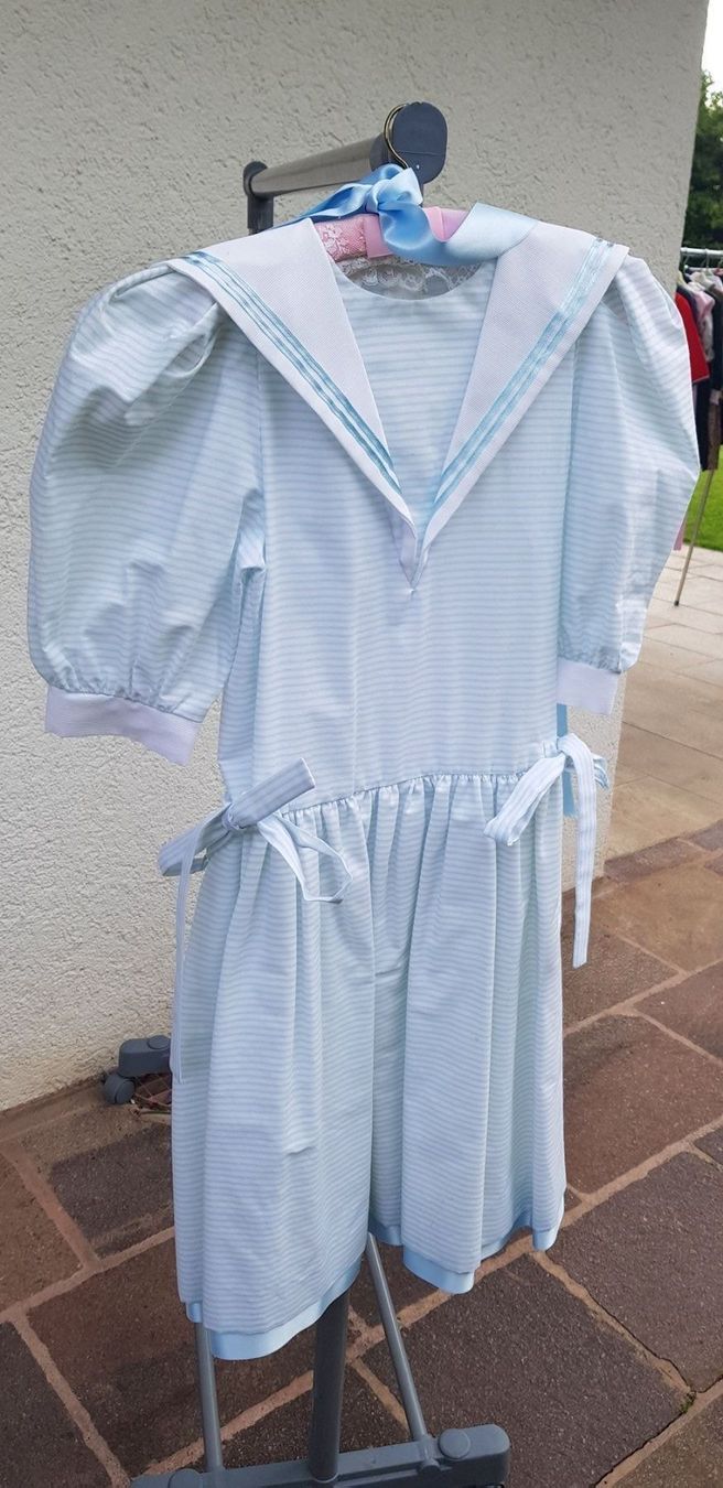 Vestiti & Gonne: Kinderkleid Matrosenkleid hellblau 1980er – Usato da Mörschwil venduto da lindaswunderkiste 6