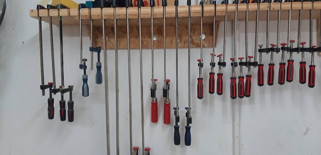 Tutti gli attrezzi: vend serre-joints  – Usato da Genève venduto da alainmichel 1