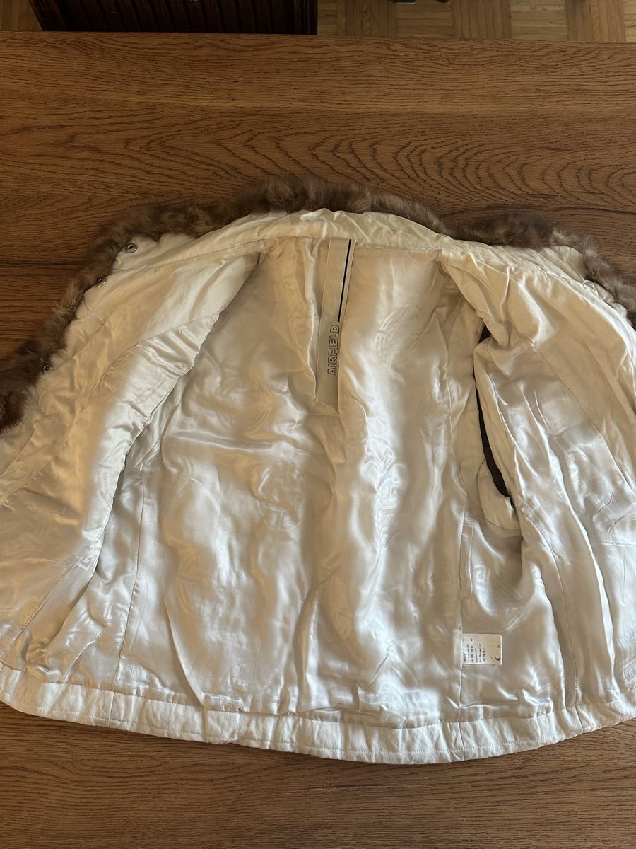 Airfield Gilets & Westen: AIRFIELD Weste mit Pelz – Gebraucht aus Zürich von mob_6dy2 2
