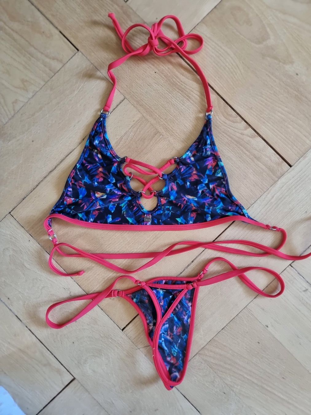 Badekleider & Bikinis: Wicked Weasel Bikini Limited Edition Gr. M NEU – Neu (gemäss Beschreibung) aus St. Gallen von rid_2fs2 4