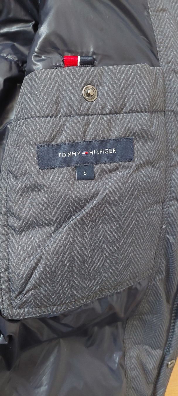 Tommy Hilfiger Jacken: Tommy Hilfiger daunenjacke S – Neu und originalverpackt aus Bern von Piedritas 2
