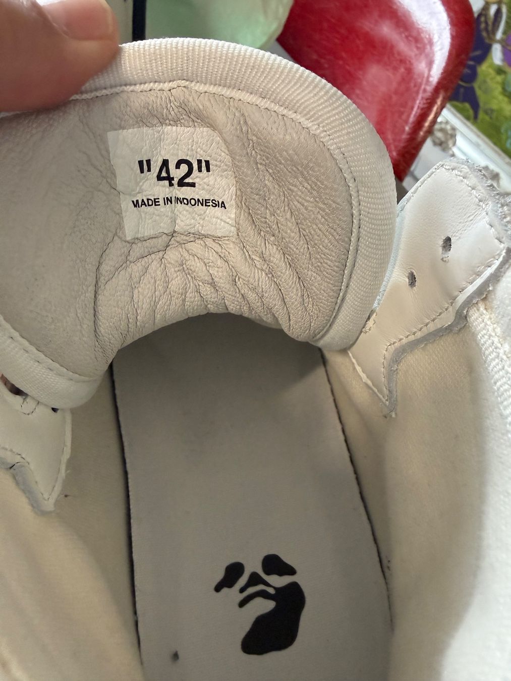 Off-White Scarpe da uomo: Virgil Abloh, Off White, Gr. 42 High Top Vulcanized Leather – Nuovo e nell'imballaggio originale da Oberentfelden venduto da Swissair72 7