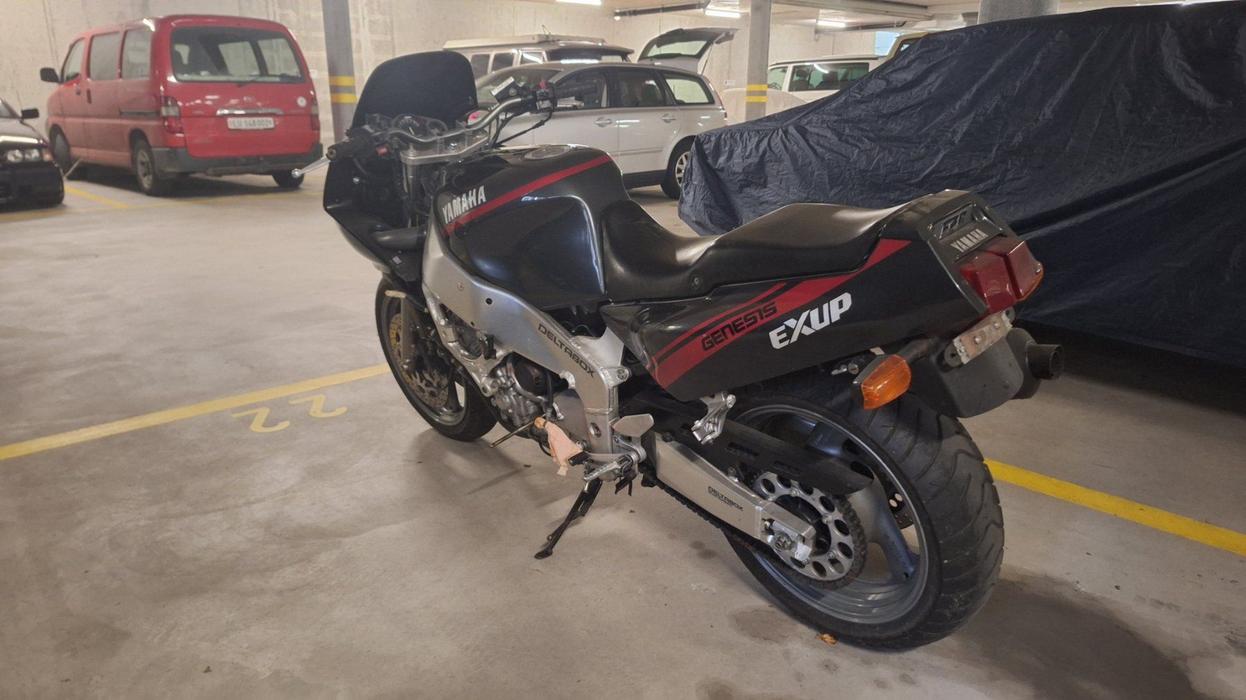 Yamaha Strada: Motorrad YAMAHA FZR1000 – Difettoso da Malters venduto da Nailik7 4