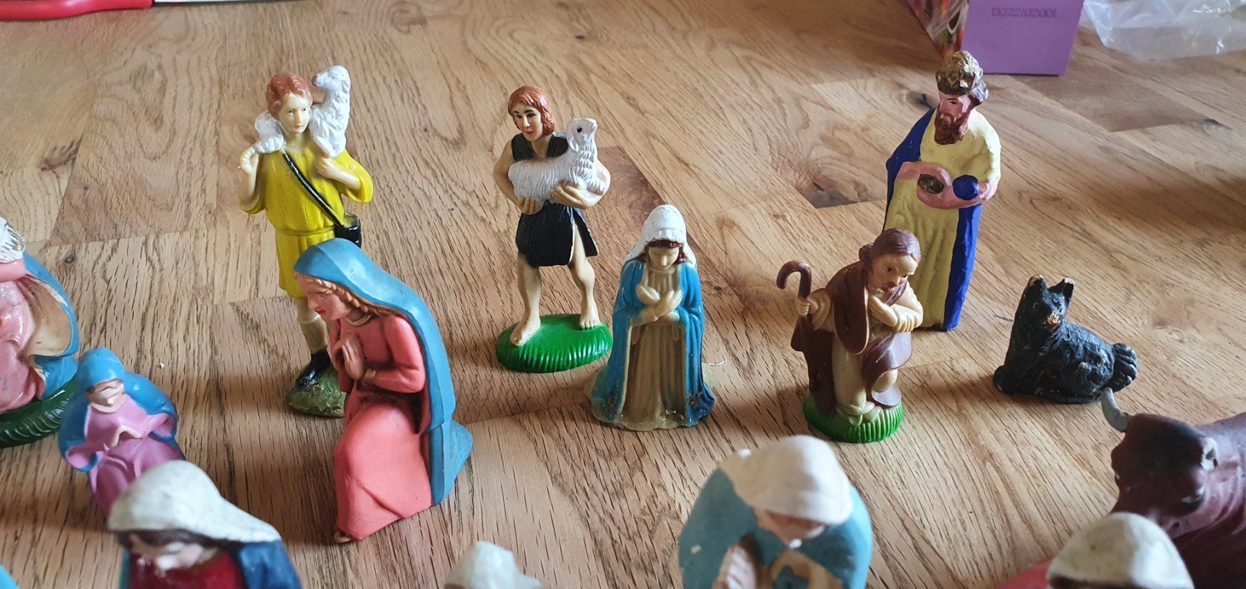 Statuette: Lot  Alte Krippenfiguren – Usato da Flawil venduto da Naphtali 6