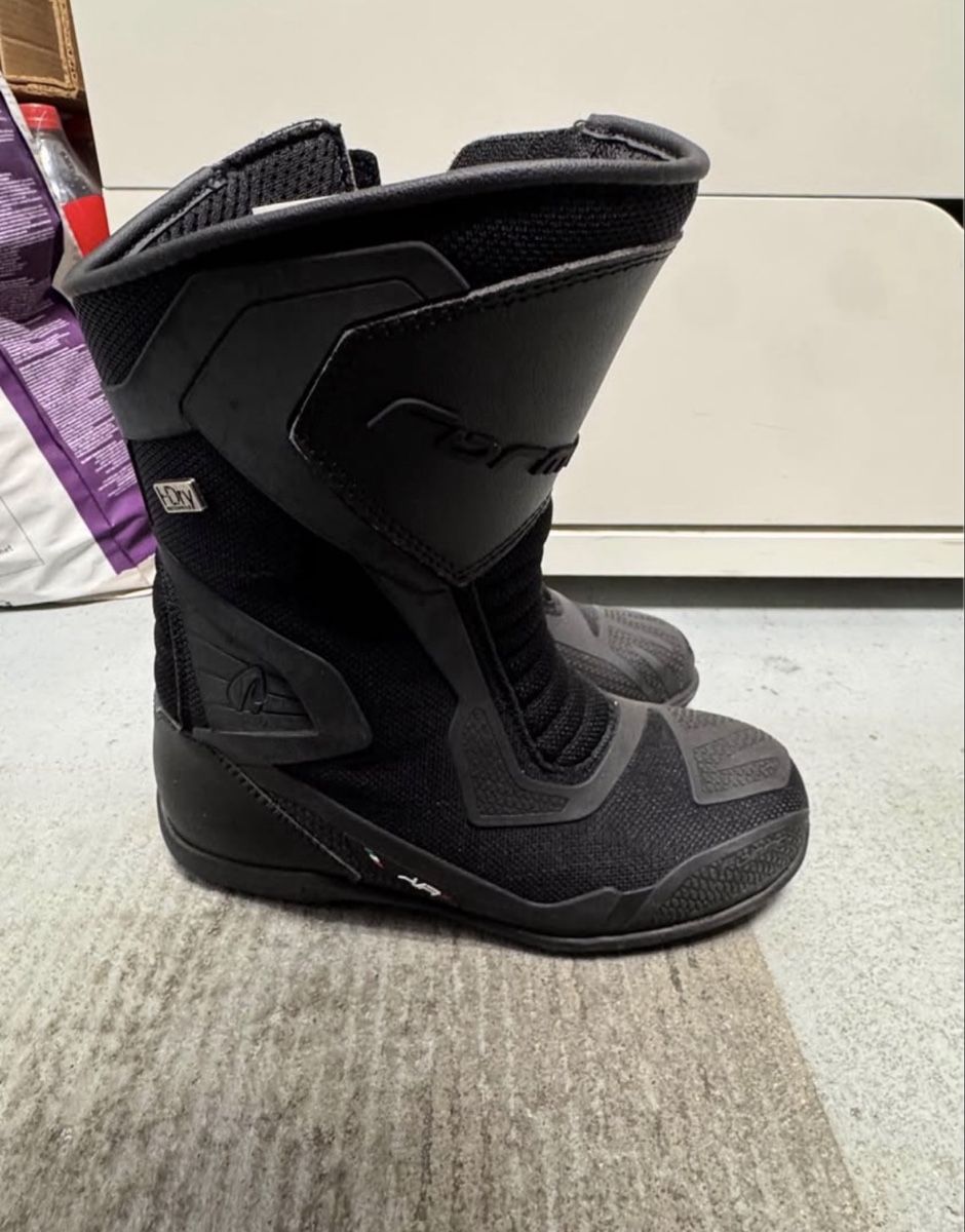 Scarpe da donna: Motorradstiefel von Forma – Usato da Laupersdorf venduto da ajn_lt6p 1