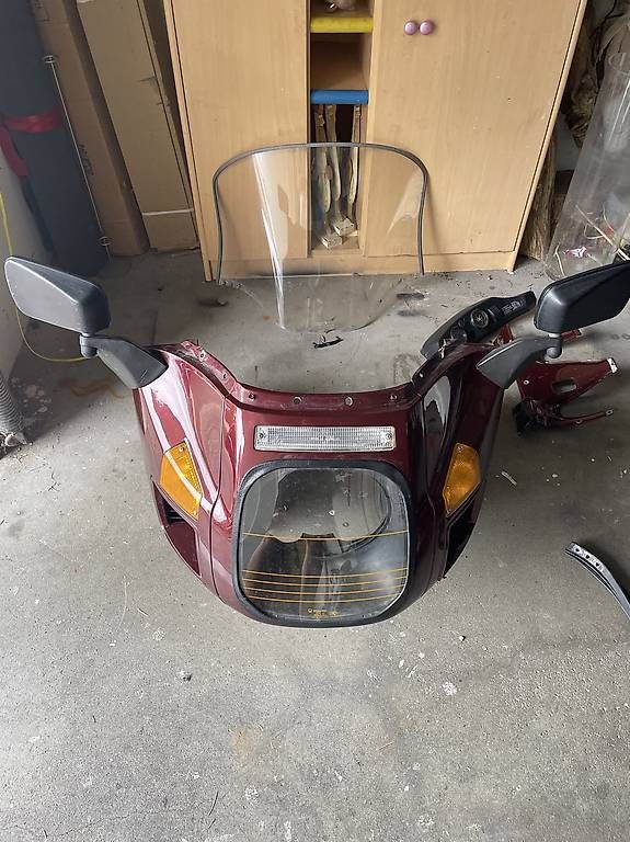 BMW Tutti i ricambio per moto: Verkleidung komplett zu BMW R100RT – Usato da Steinhausen venduto da Hoelgi