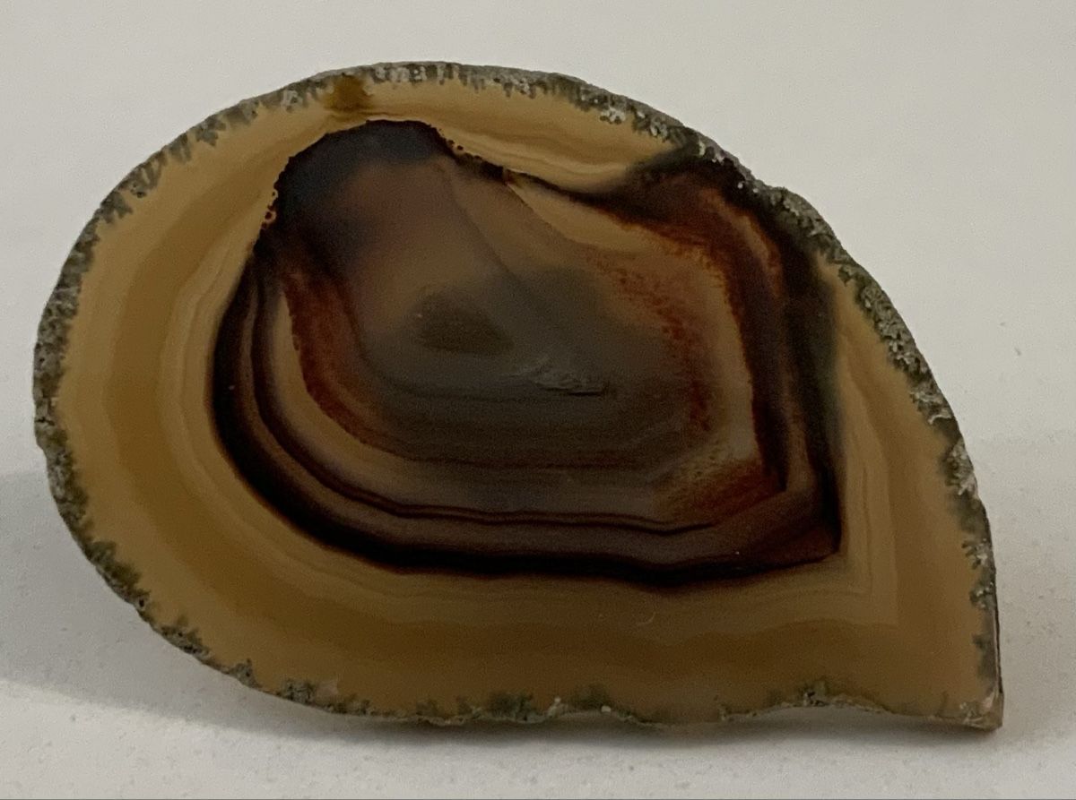 Statuette: Petit lapin doré sur agate – Usato da rolle venduto da Tontonjulot 2