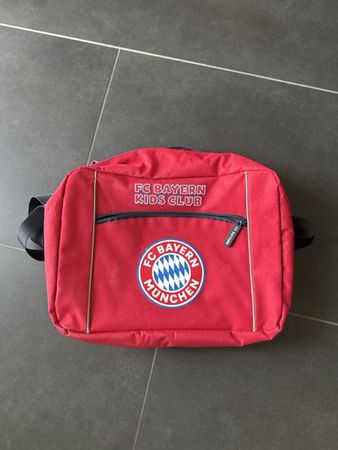 FC Bayern München Kindertasche, Top Zustand, Rot!
