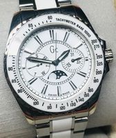 GUESS Collection Herrenuhr Swiss-Made ( Neupreis: 595 CHF )