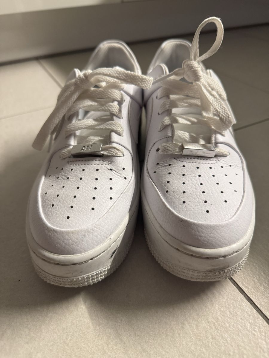 Nike Chaussures femmes: NIKE Sneaker Schuhe Plateau 37.5 top zustand neu weiss 37 – Neuf (Voir description) à Liestal par jorge0000 2