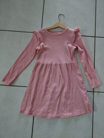Kleid 122/128