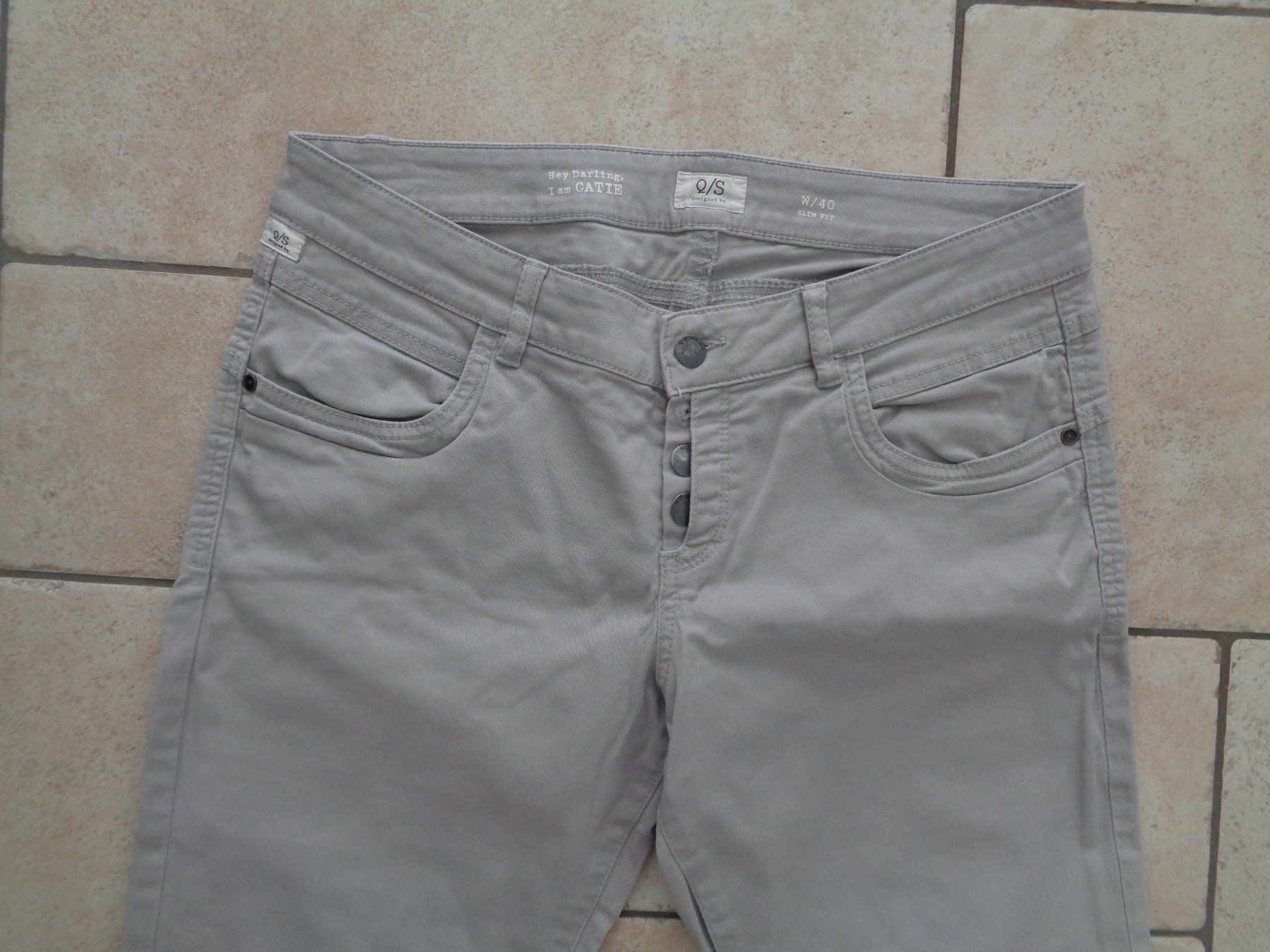 Pantaloni: Hose  3/4  Grösse 40 – Usato da Kreuzlingen venduto da Robi-2003 1