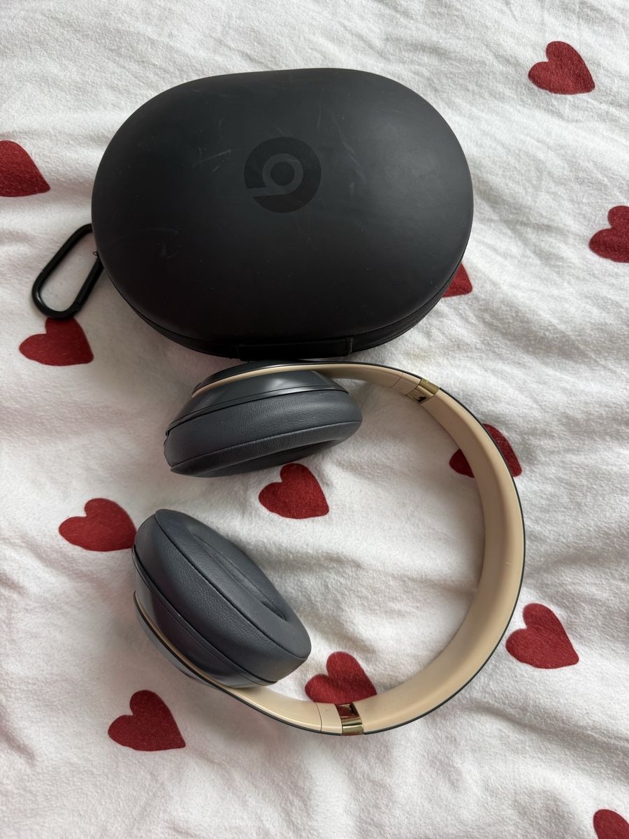 Beats Cuffie: beats studio 3 wireless kopfhörer – Usato da Unterägeri venduto da ann_x8pf 4