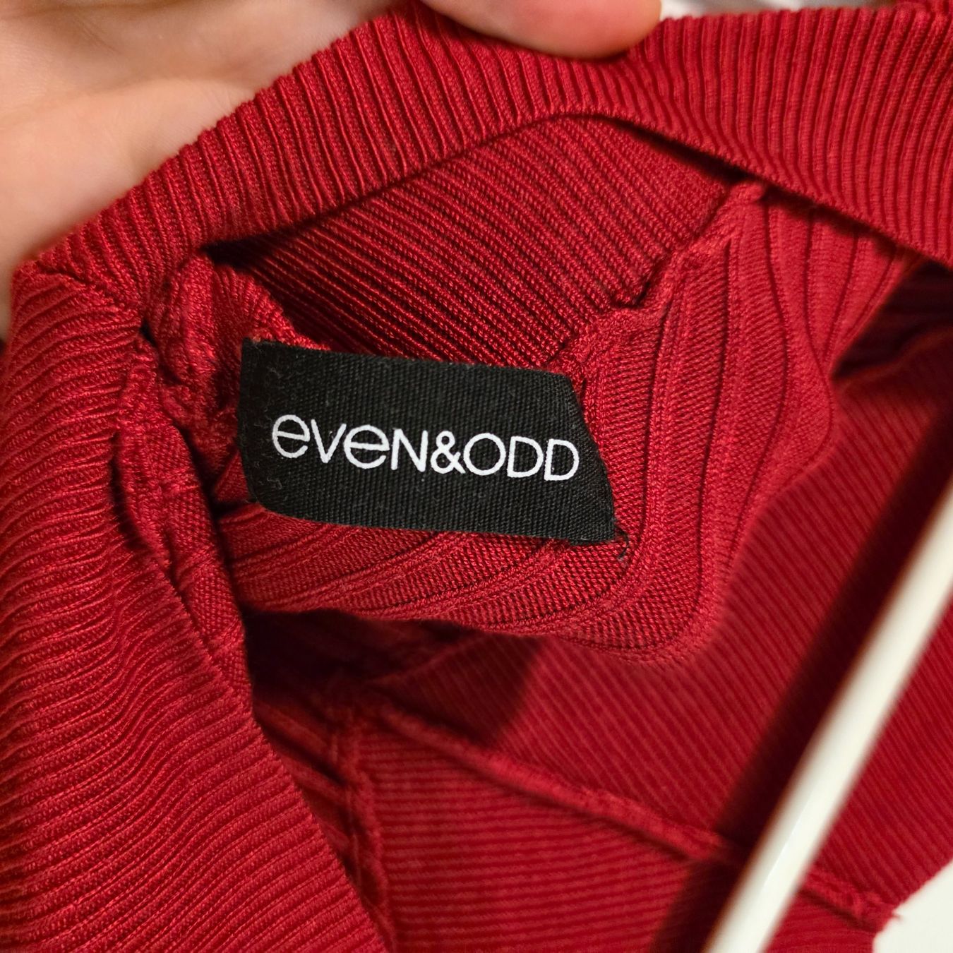 Vestiti: Rotes geripptes Kleid – elastisch und bequem – Usato da Wald ZH venduto da CapLux 7