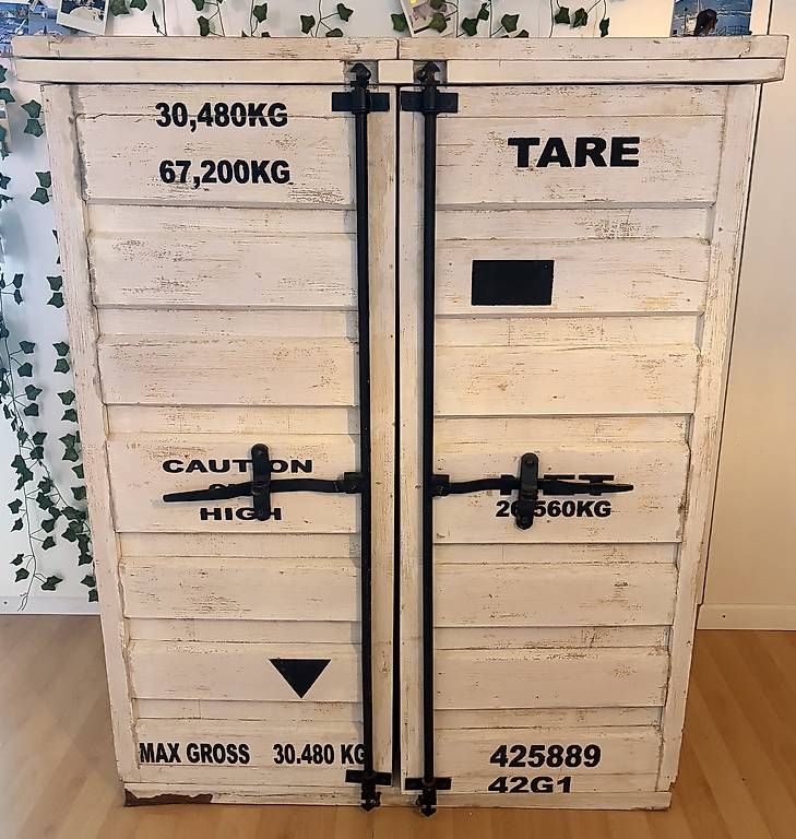 Armadi: Barschrank & passender Sideboard  – Usato da Kriens venduto da mar_yq9b