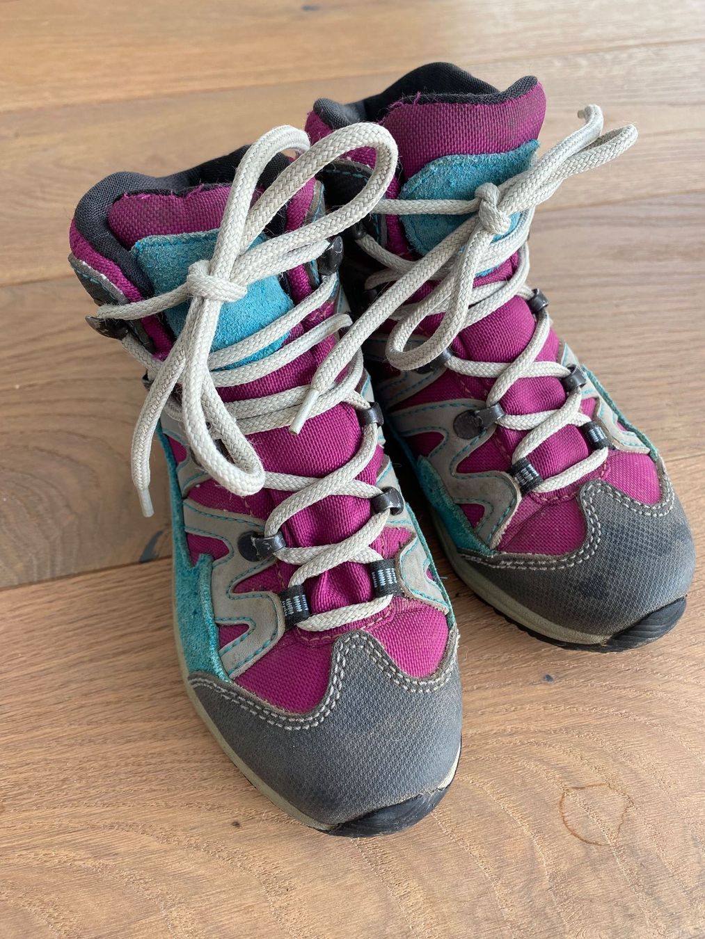 Schuhe für Jungen: Wanderschuhe Grösse 28 – Gebraucht aus Basadingen von Susanita0 1