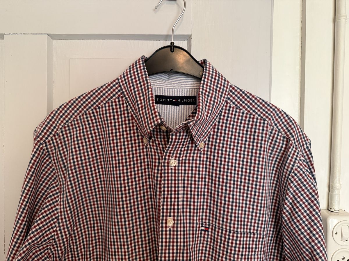 Tommy Hilfiger Camicie: Tommy Hilfiger Hemd Grösse M – Usato da Uhwiesen venduto da Zimtsterndli89 1