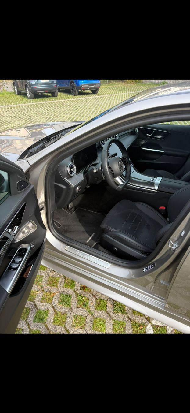 Mercedes-Benz Automobili: Mercedes-Benz C300e AMG Line – Usato da Prangins venduto da jeh_x8px 6