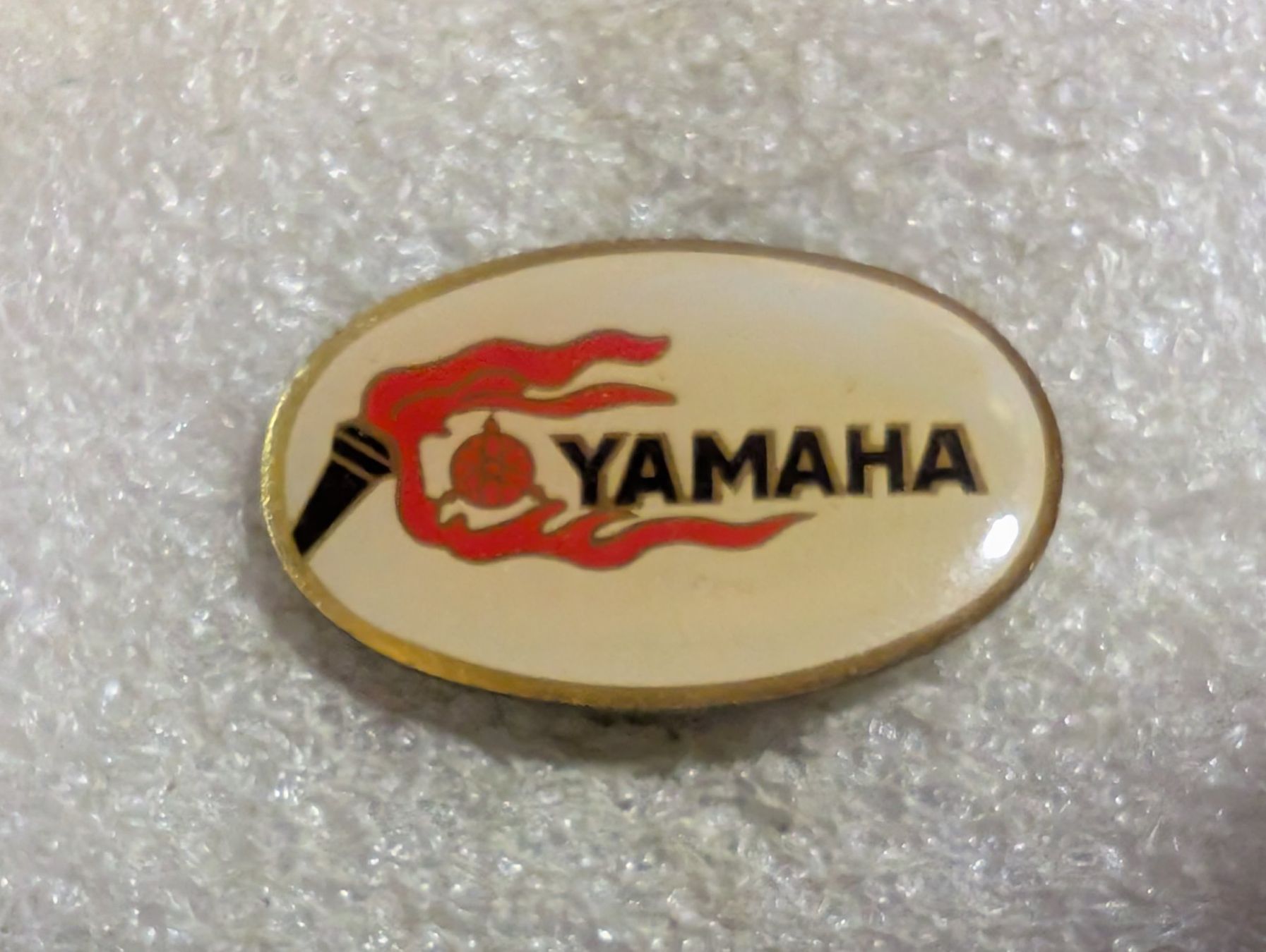 Placchette & Badge: Ansteckpin 159: Yamaha – Usato da Oppligen venduto da Pin-Fall-Shop