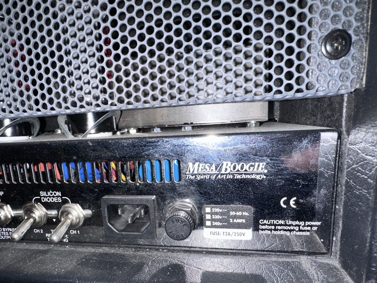 Mesa Boogie Amplificatori: Mesa Boogie Stiletto mit Box, Hardcase und Pedal – Usato da Seuzach venduto da mattfou 4