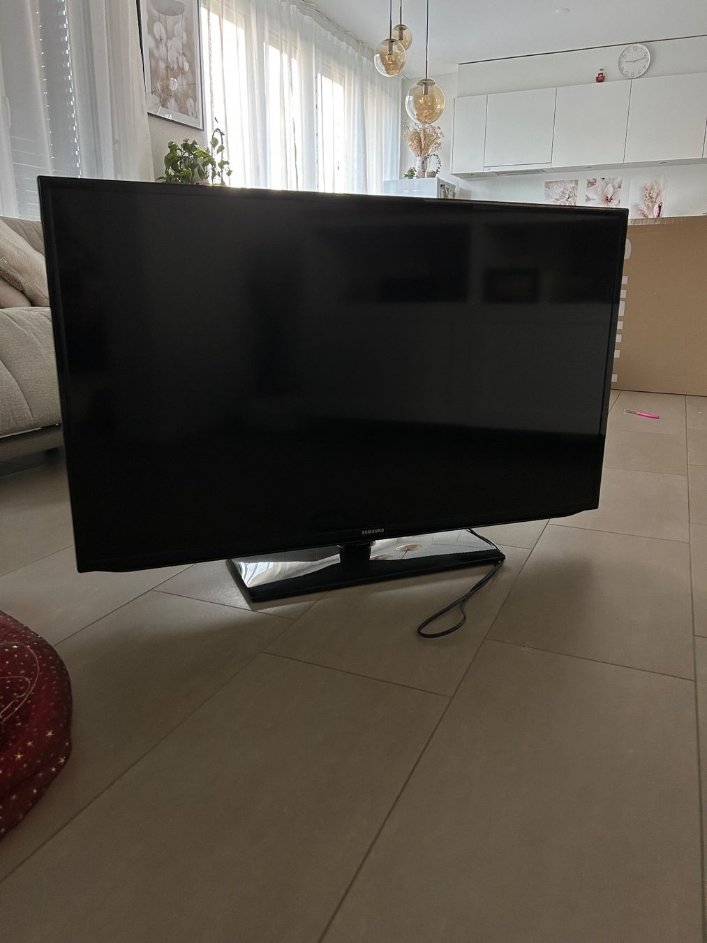Samsung Televisori: SAMSUNG TV diagonale 117 cm – Usato da Wolhusen venduto da KaBi1809