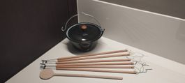 Outdoor Fondue Set - Emailletopf mit 6 langen Fonduegabeln