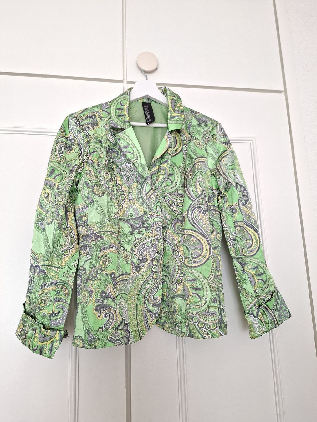 Airfield Lots de vêtements: Ensemble AIRFIELD veste + top imprimé vert – D'occasion à Lutry par Sim_Sta 5