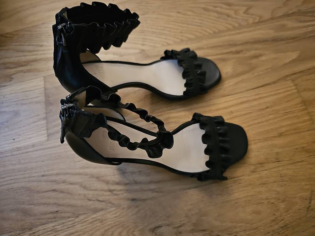 Damenschuhe: Pumps Navyboot – Gebraucht aus Zürich von Omega_Kappa