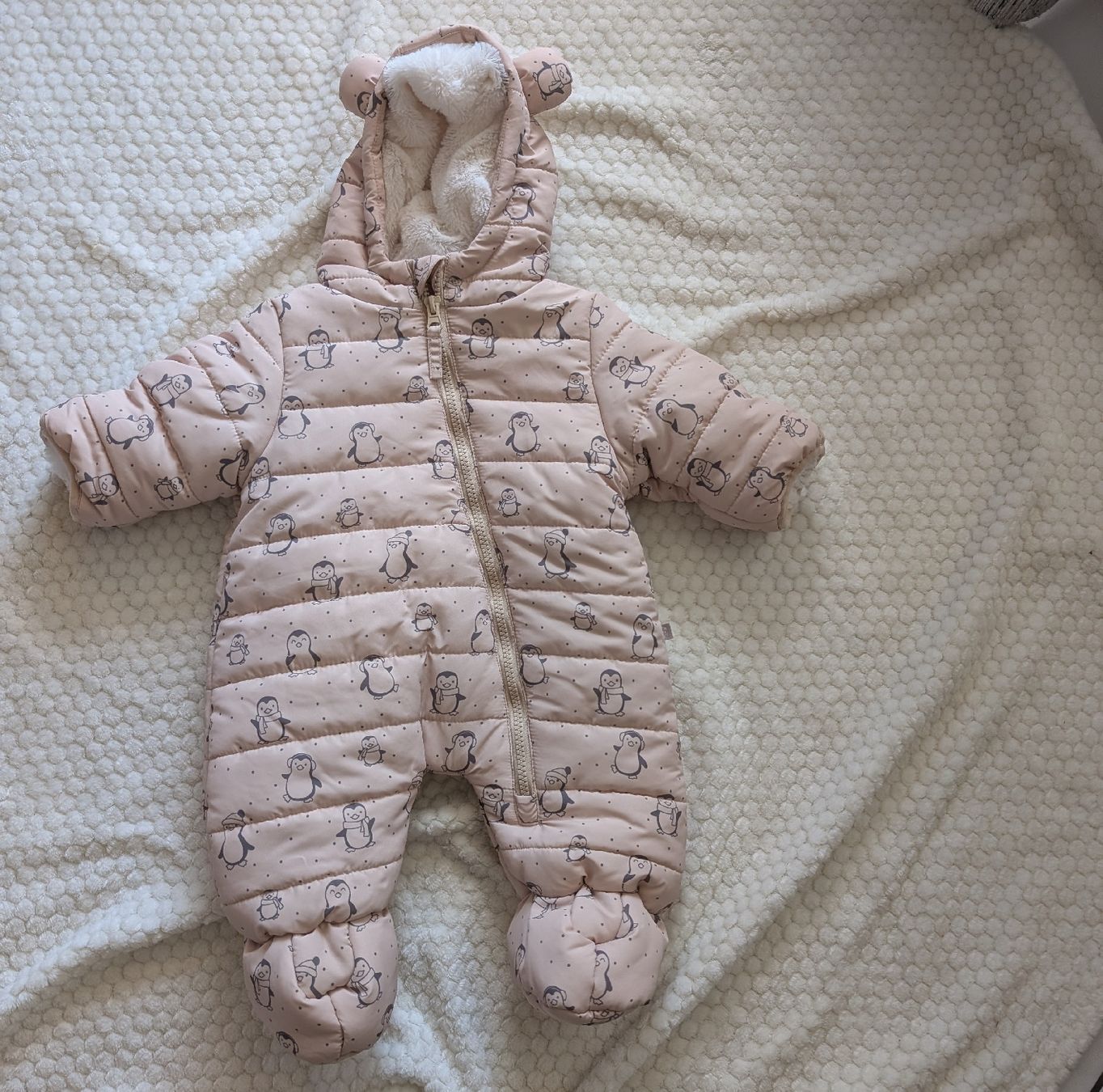 Lotti & Set di vestiti: Schneeanzug Baby – Nuovo (secondo la descrizione) da Wangen b. Olten venduto da Melitayro