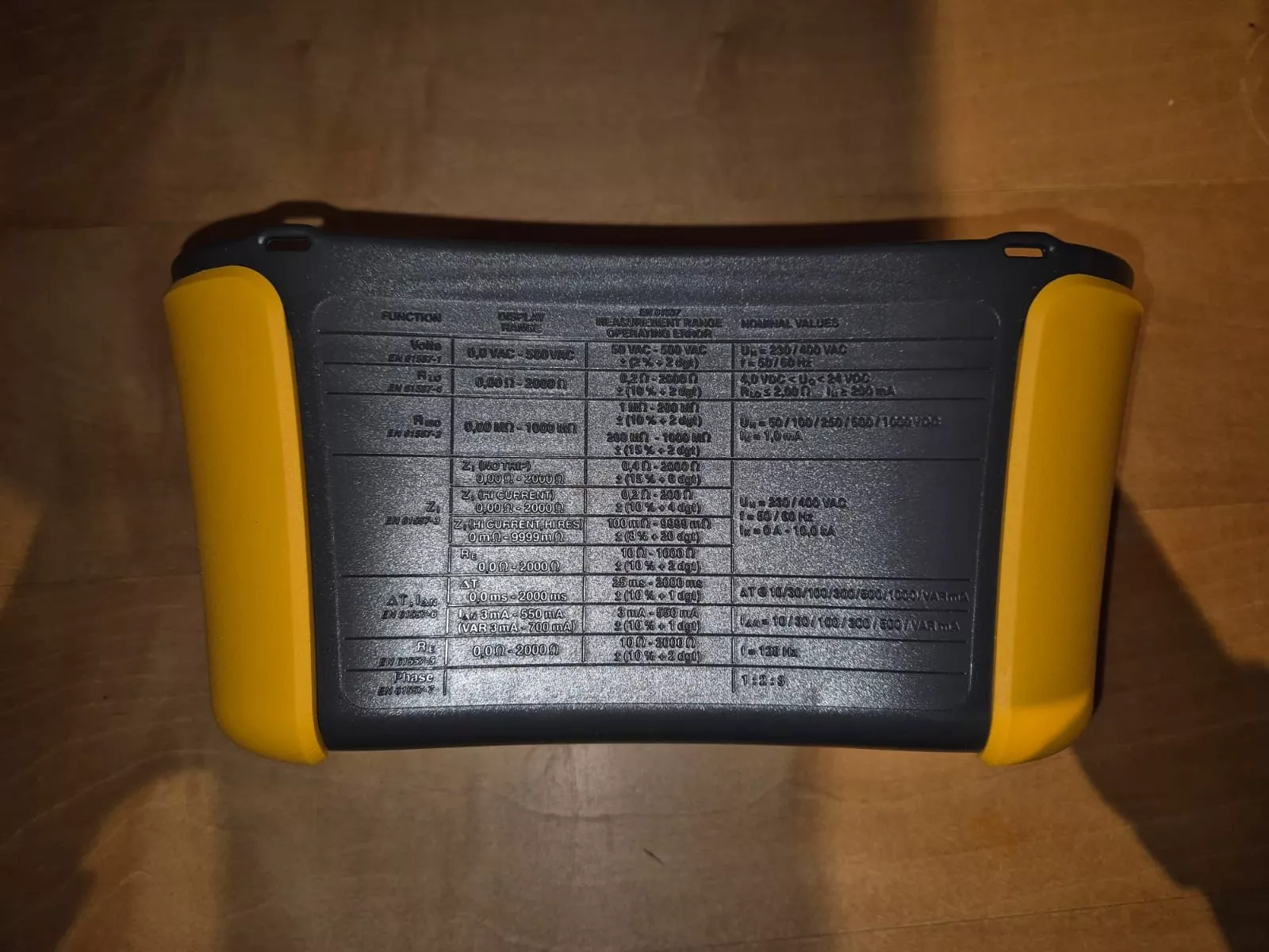 Fluke Misurare: Fluke 1663 Multifunktionsprüfer mit Zubehör – Usato da Beringen venduto da inexxwina 1