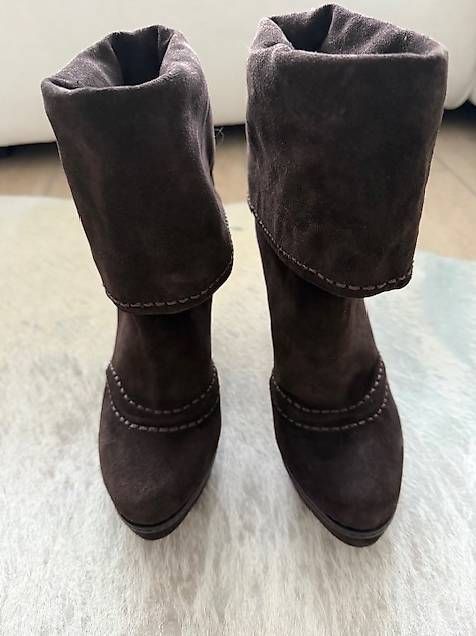Prada Scarpe da donna: Prada Bootie braun 39 – Usato da Heiden venduto da miriamj
