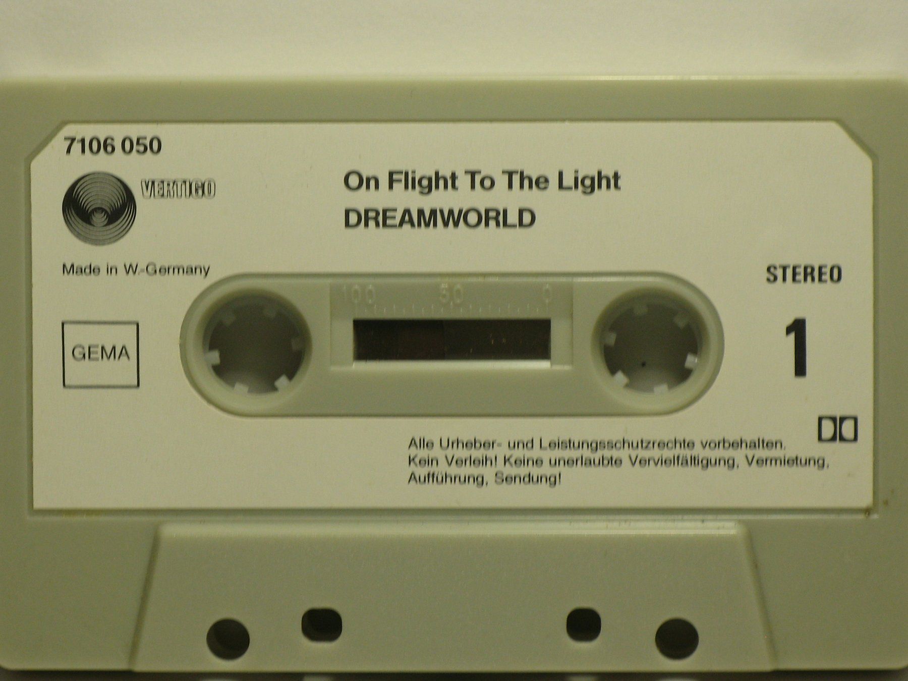 Musicassette: DREAMWORLD    ON FLIGHT TO THE LIGHT – Usato da Langnau i. E. venduto da mar_hw58 5