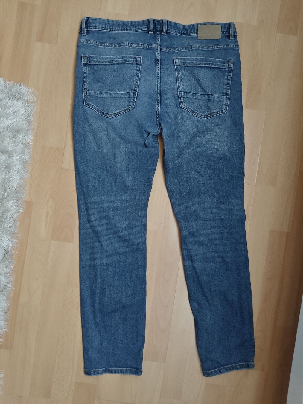 Jeans: Blaue Demin Jeans – Gebraucht aus grafstal von dav_8xlw 2