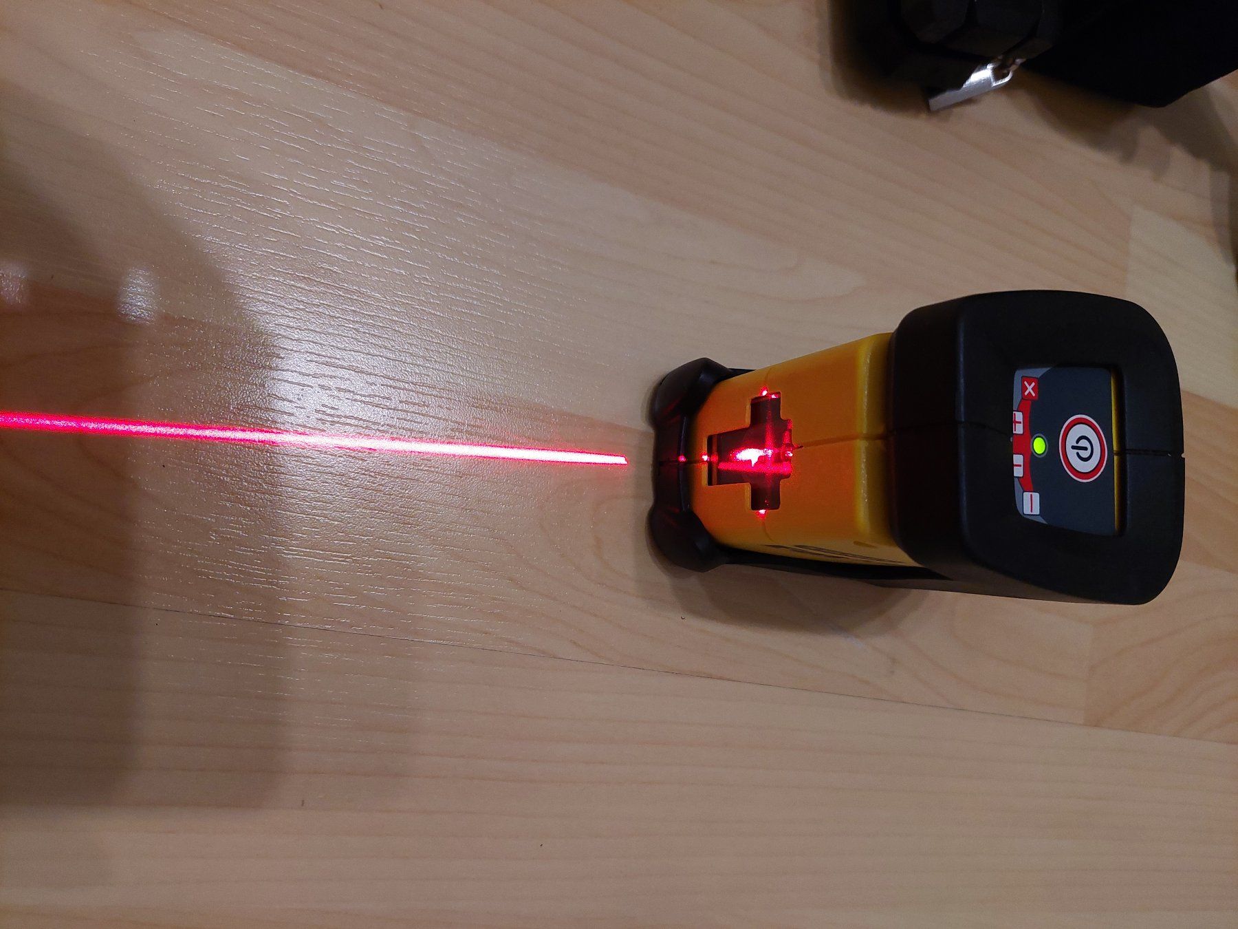 Stanley Messen: Stanley FatMax 77-153 CL2 Self-Leveling Cross Line Laser – Neu und originalverpackt aus Regensdorf von Zem003 5