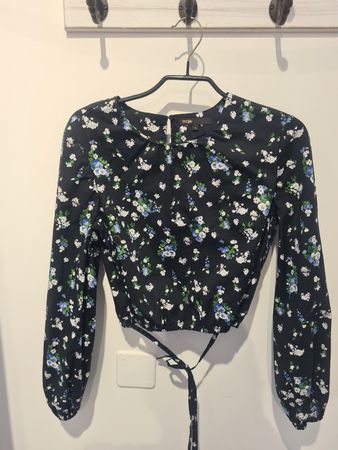 MAJE Crop Top mit Blumenmuster, Gr. 34/36