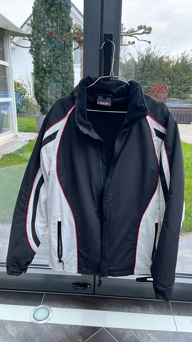 Giacche: Winterjacke – Usato da Matzingen venduto da mikica71