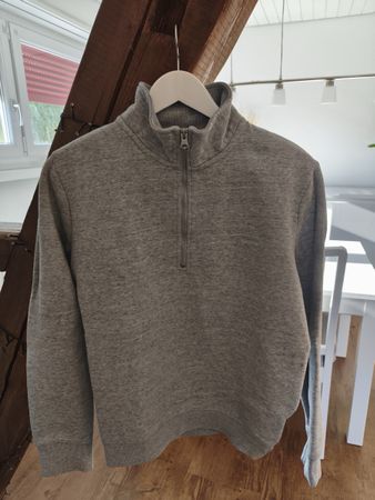 Grauer Pullover mit Kragen & Zip von Superdry in Grösse S