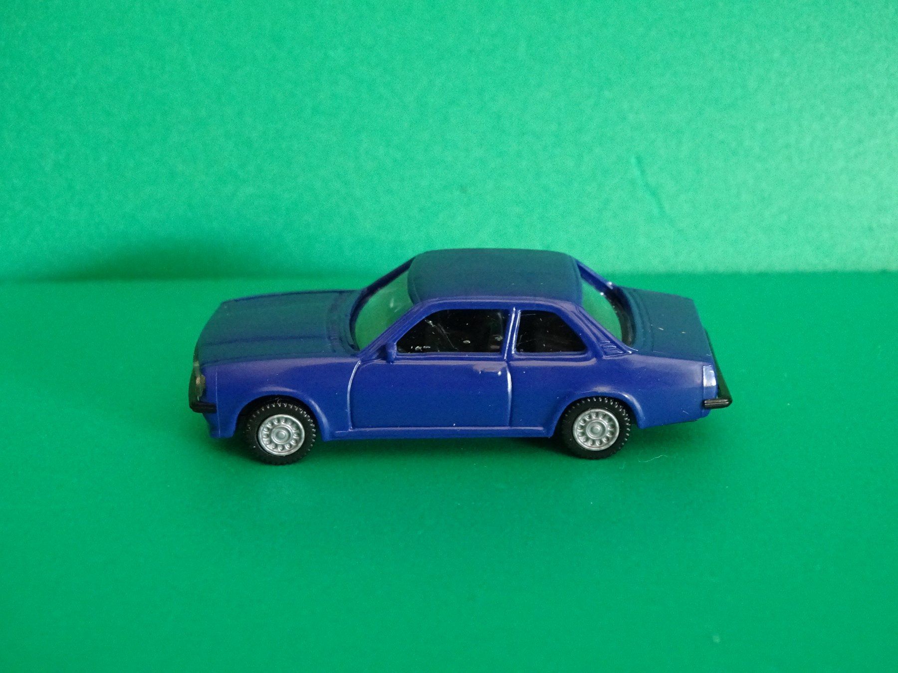 Opel Modellini d'auto: Opel Ascona von euromodel 1/87 – Nuovo (secondo la descrizione) da Bretzwil venduto da Meex 2