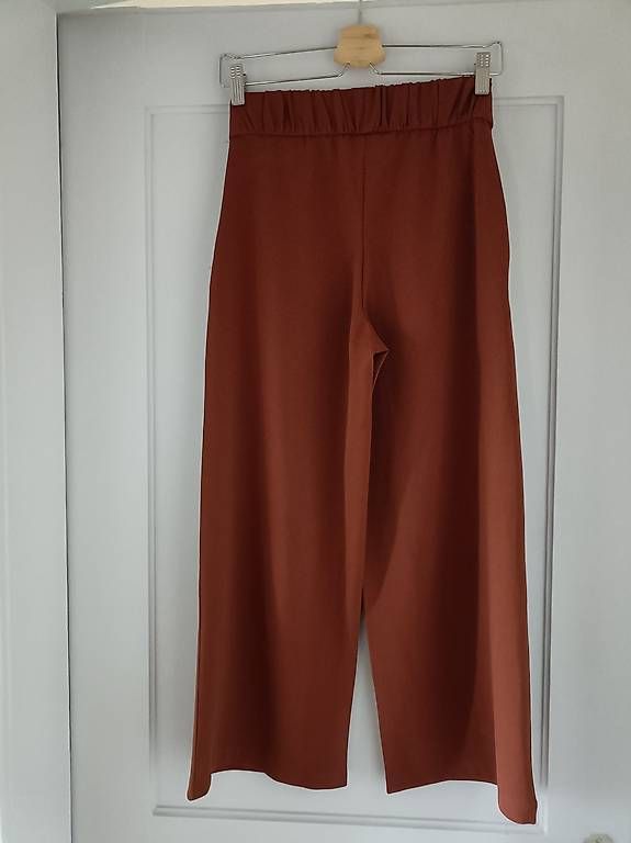 Hosen: Elegante Hose Gr. S – Gebraucht aus Sissach von jgt_6k76 2
