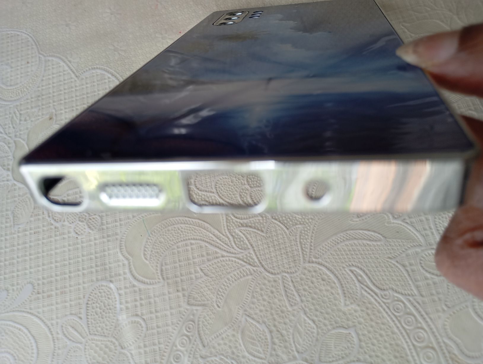 Cover & Protezioni schermo: Galaxy Note 10 Plus Phone Case Blue Scene – Usato da Bern venduto da pav_8b6j 3