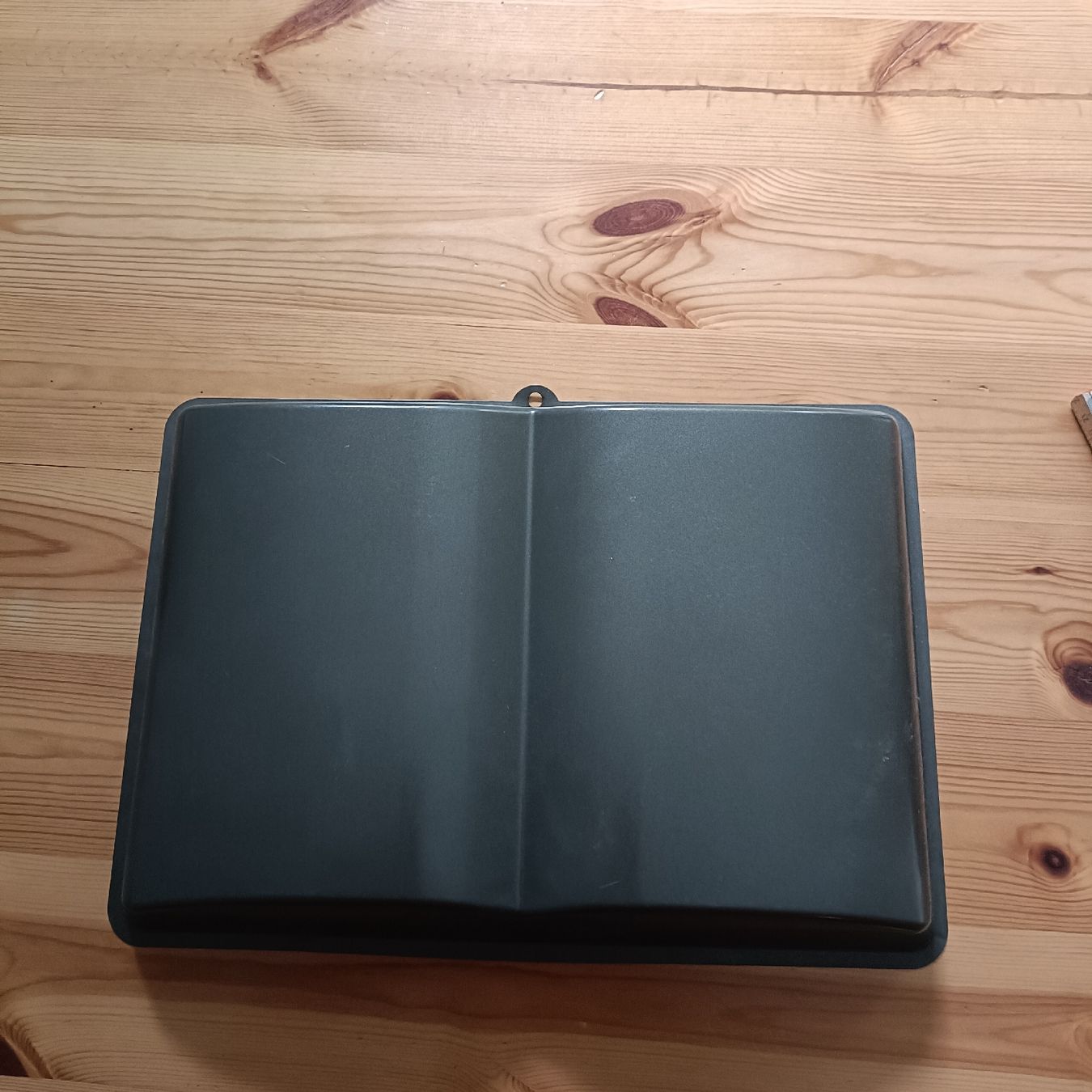 Teglie da forno: Backform Buchform, Gugelhupf-Form Buch, Guetzli-Form – Usato da Madiswil venduto da Ybfan...