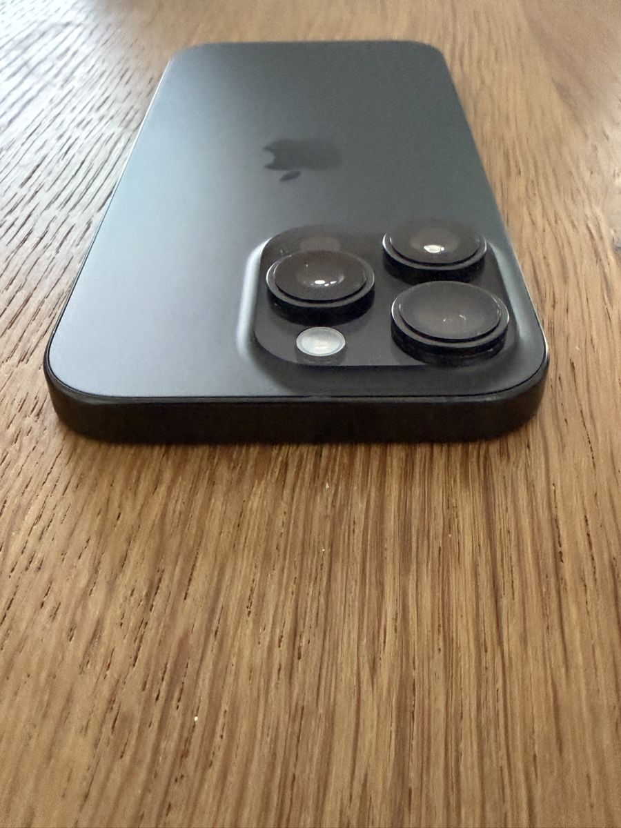 Apple Handys / Smartphones: iPhone 16 Pro 512 GB, 98% Akku – Neu (gemäss Beschreibung) aus Widnau von Ronny55 5