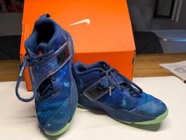 Nike Hustle D 12 x LEGO® Collection Grösse 36
