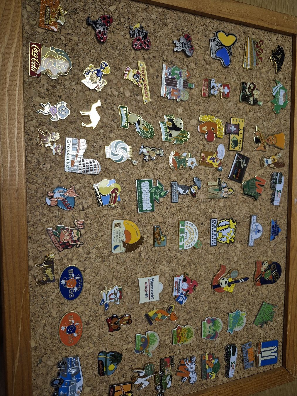 Placchette & Badge: Pins div. Migros Blick  Cola – Usato da Buttikon SZ venduto da sefa02