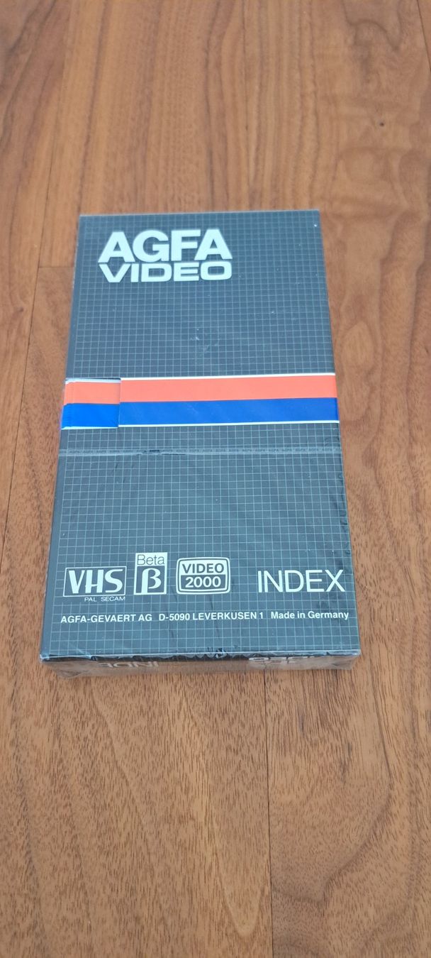 Tutti i VHS: AGFA Video VHS Beta Video 2000 Kassette OVP – Usato da Berikon venduto da berghalde