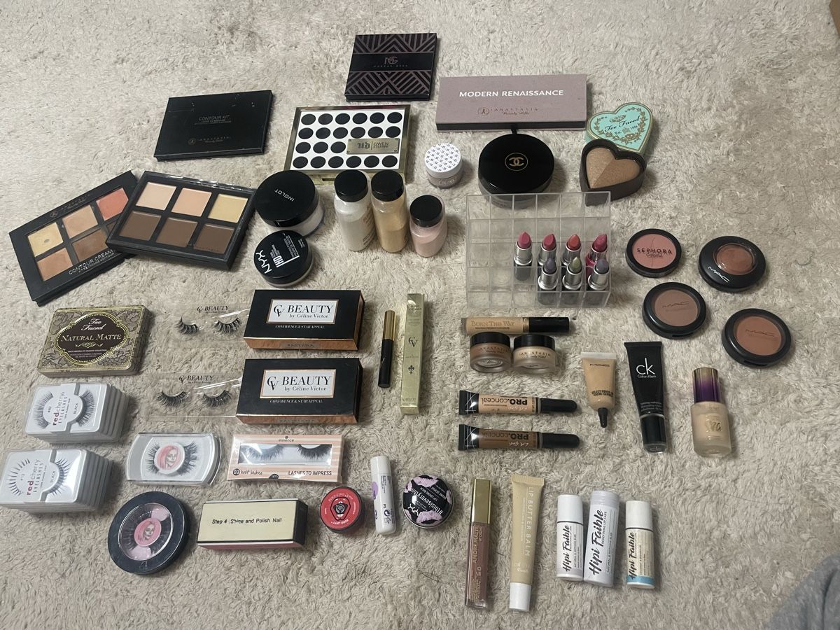 Make-up: Grosses Make-up Set - High End – Nuovo (secondo la descrizione) da Bern venduto da _m_angel8