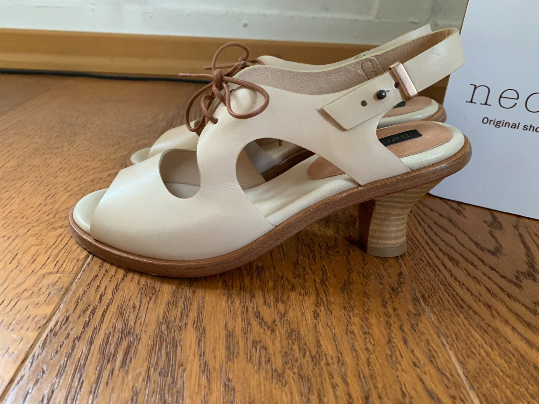 Neosens Chaussures femmes: Neosens Negrera (Rococo) 980 beige Gr.37 – Neuf (Voir description) à Zürich par finsti 2