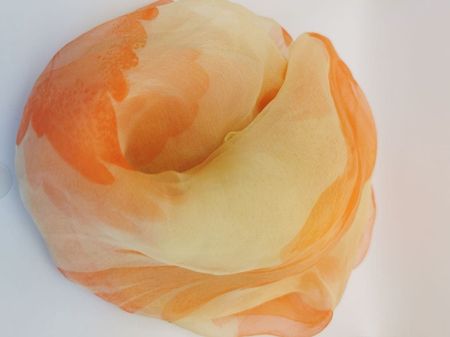45x145cm  100% Seidenschal in Orange-Gelb -Neu!